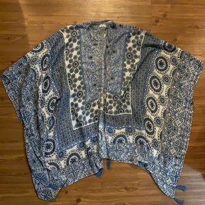 Light weight Blue and White Kimono